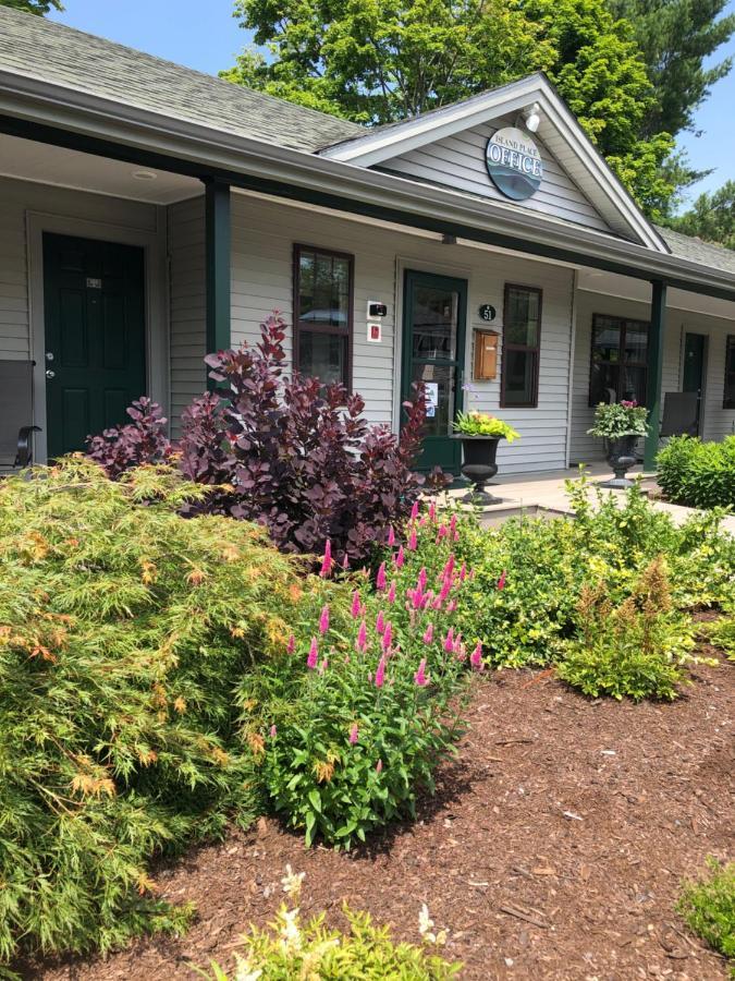 Motel Island Place 3*