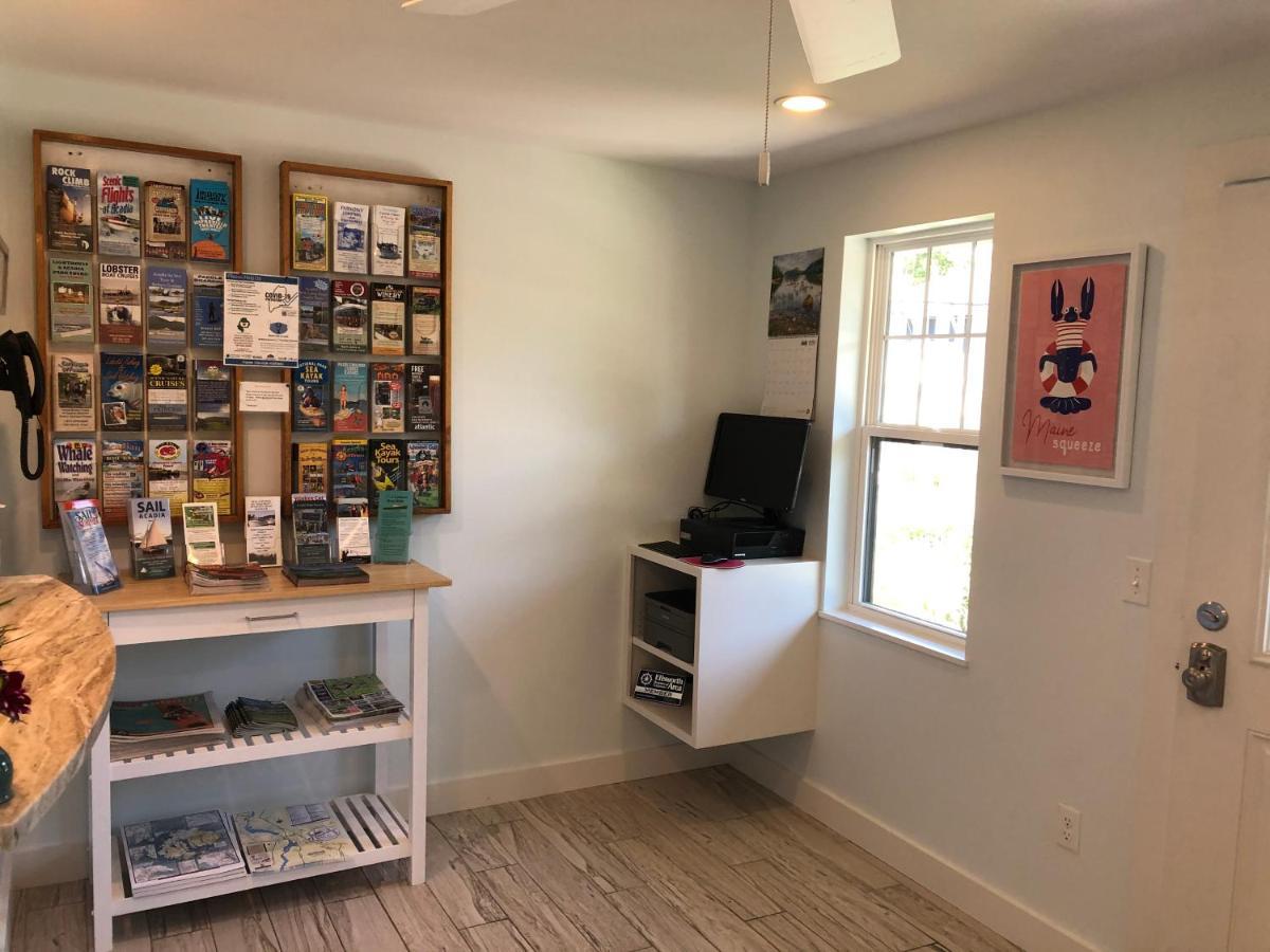 Motel Island Place 3*