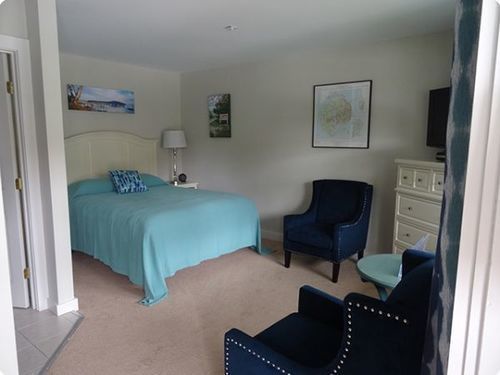 Motel Island Place